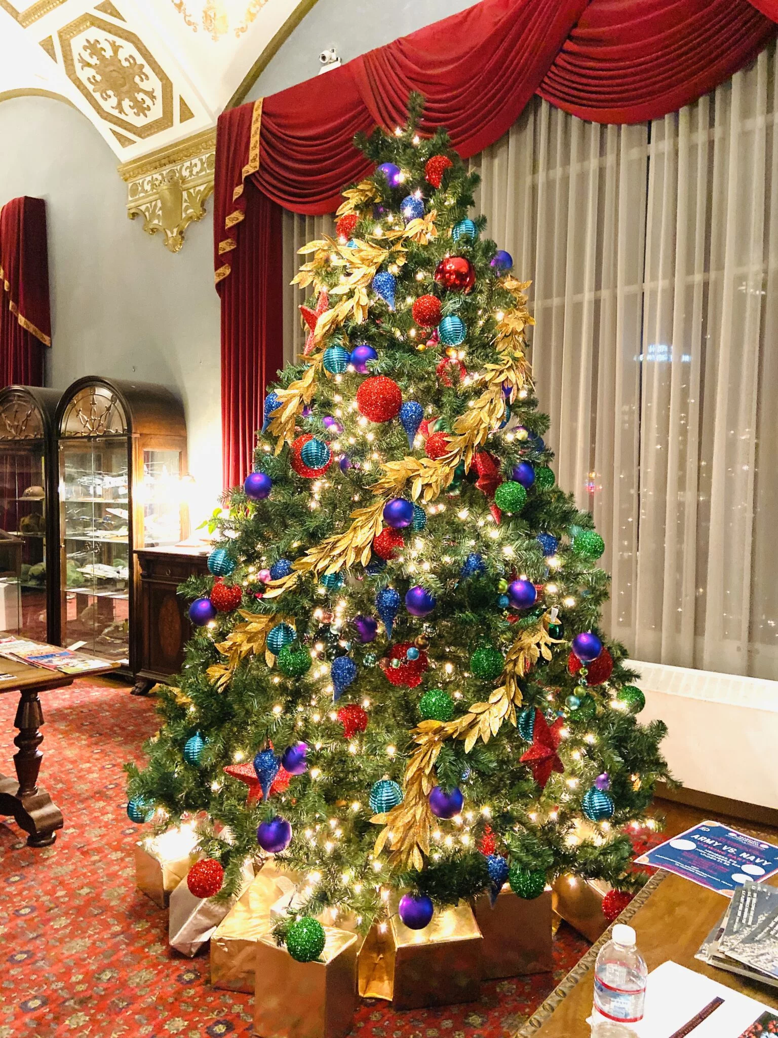 Professional office holiday decor and design